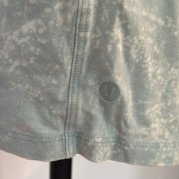 Lululemon 10 All Yours Tank Top Cloudy Wash Arctic Green Sleeveless Top VGUC - Picture 6 of 13